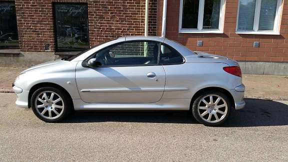 Peugeot 206 CC 1.6 109 HP