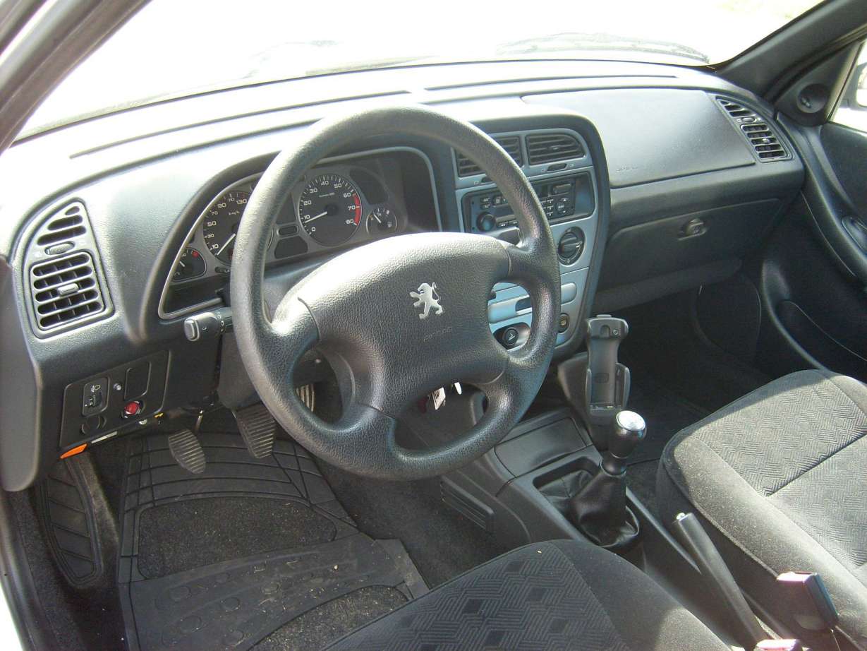 Peugeot 306 (7B) 1.9 D 69 HP