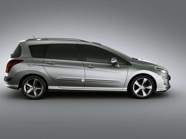 Peugeot 308 II Hatchback 1.6d MT (120 HP)