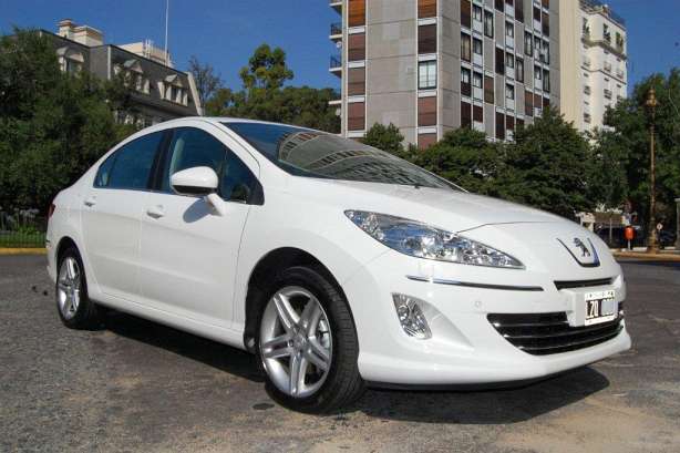 Peugeot 408 1.6 AT (150 HP)