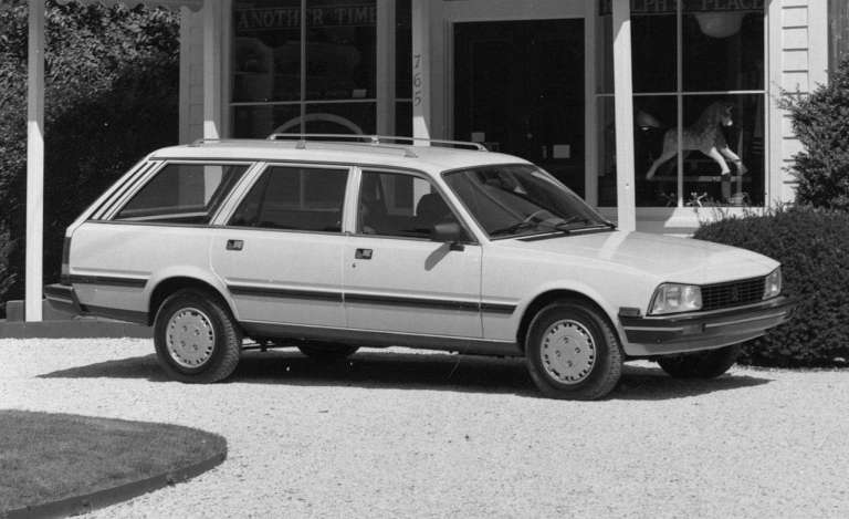 Peugeot 505 Break (551D) 2.0 98 HP