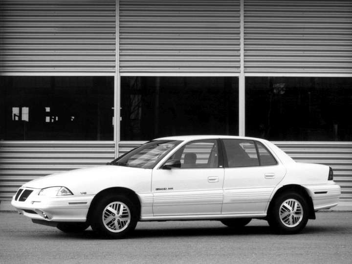 Pontiac Grand AM (H) 2.3L Quad 4