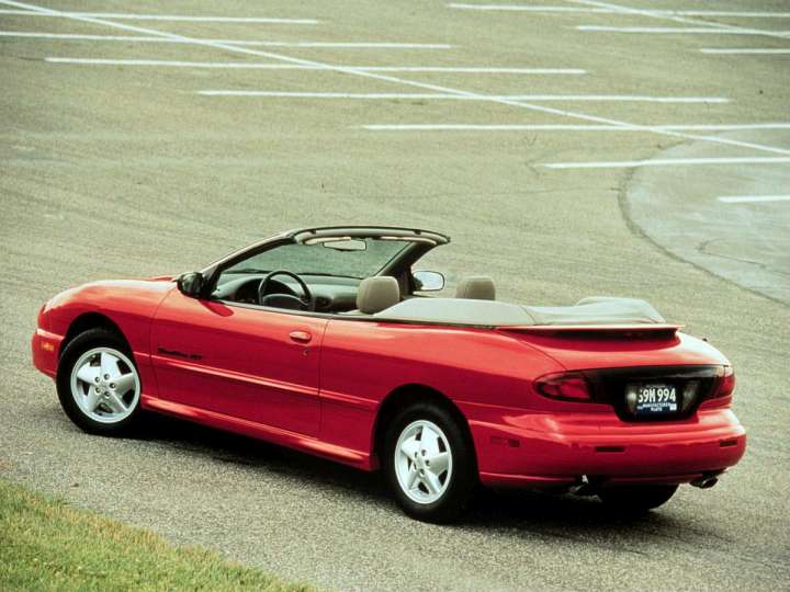 Pontiac Sunfire Cabrio 2.2 i 122 HP