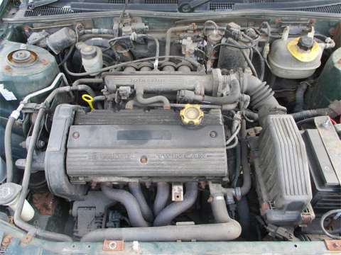 Rover 800 Hatchback 820 SI (XS) (133 Hp)
