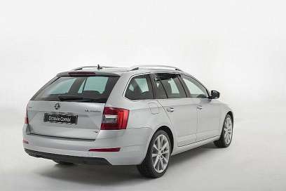 Skoda Octavia III Combi RS 2.0 AT (220 HP)