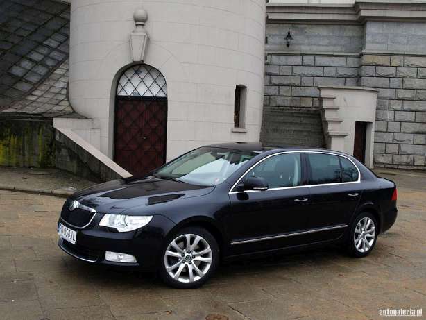 Skoda Superb III Liftback 2.0d AT (190 HP) 4WD