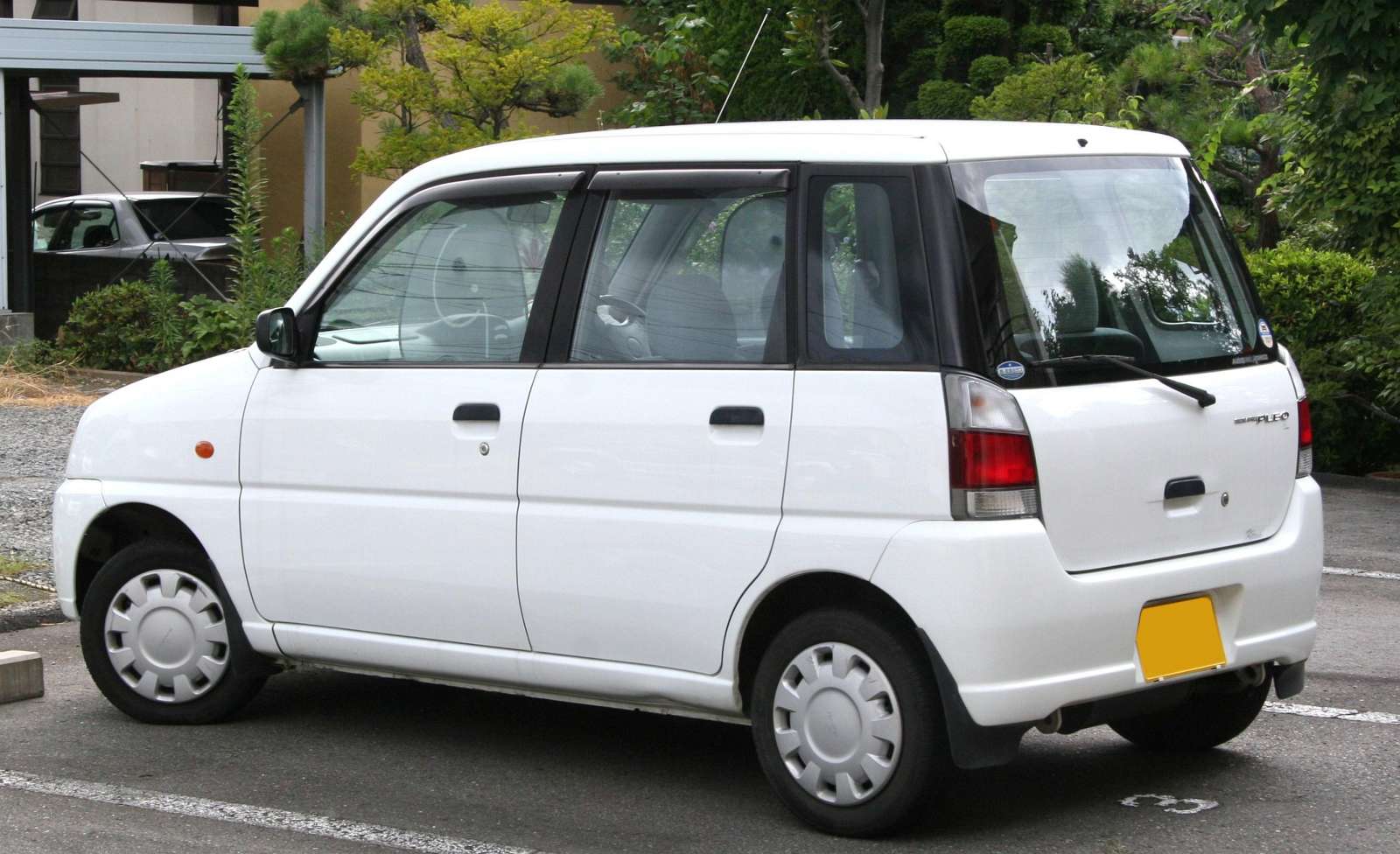 Subaru Pleo 0.66 45 HP