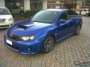 Subaru WRX Sedan STi 2.5 MT (300 HP) 4WD