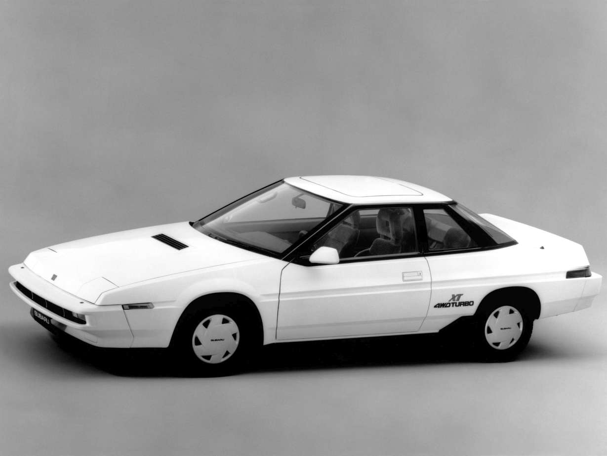 Subaru XT Coupe 2.7 i 150 HP