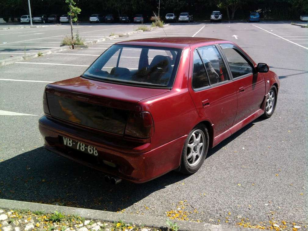 Suzuki Swift III 1.3 i 16V 86 HP