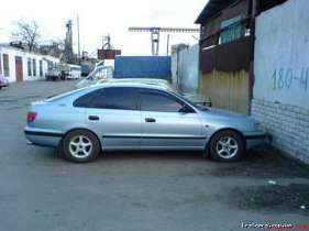 Toyota Carina E (T19) 1.6 i 16V XLi 107 HP