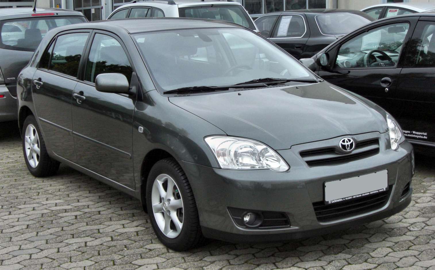 Toyota Corolla Axio 1.8i (136Hp)