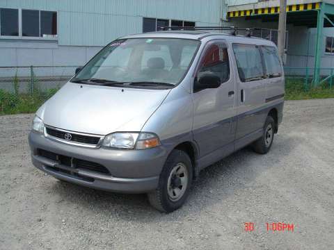 Toyota Granvia Trio.0DT (130Hp) 4WD