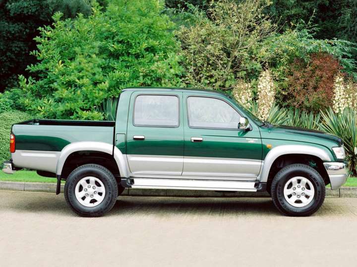 Toyota Hilux Pick Up 2.0 i 110 HP