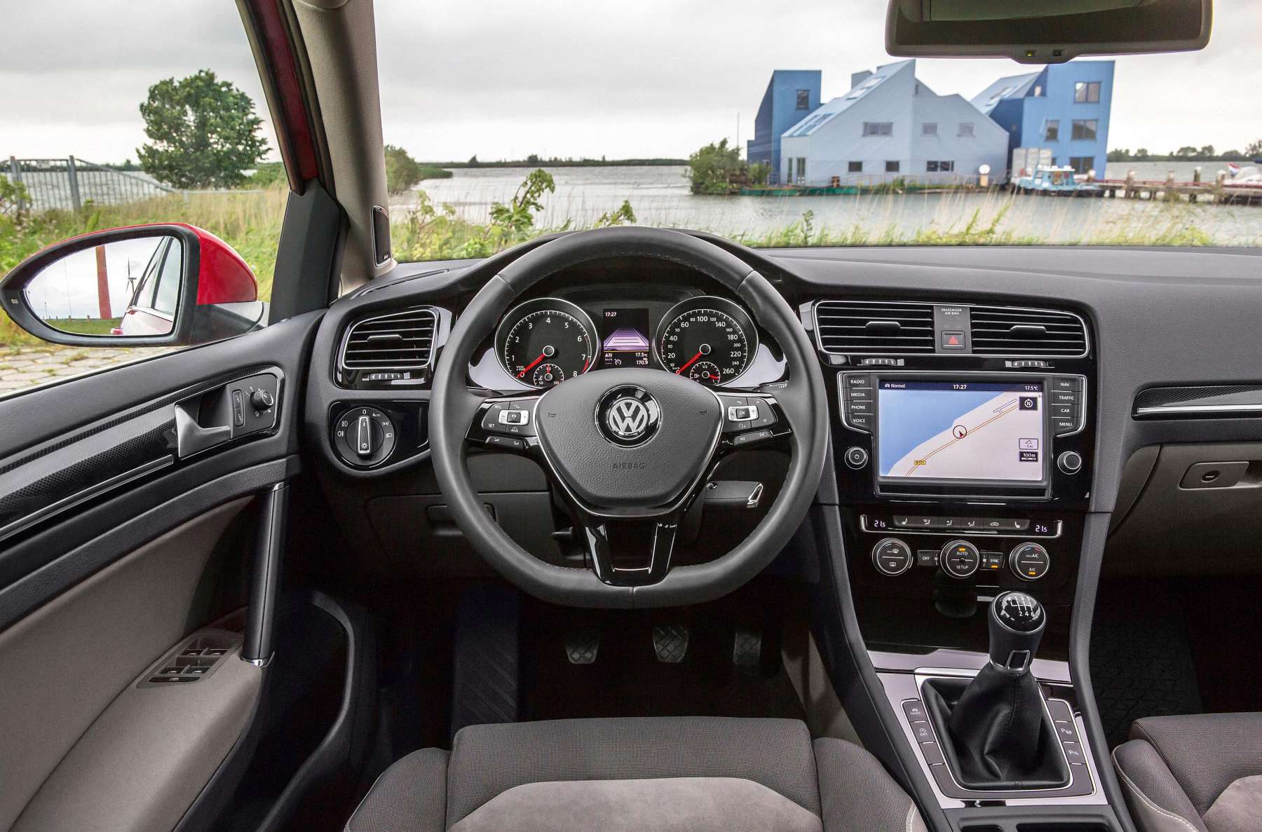2013 Volkswagen Golf VII Variant 1.6 TDI (105 Hp)