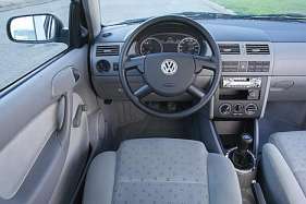 Volkswagen Pointer 1.8 i 100 HP