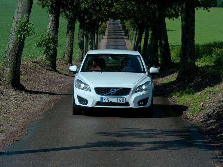 Volvo C30 I Facelift 2.4d MT (180 HP)