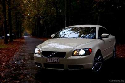 Volvo S40 II Facelift 2.4 MT (140 HP)