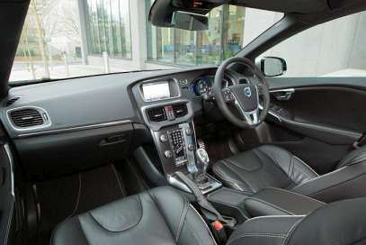 Volvo V40 Cross Country Hatchback 5 door 2.0 AT (190 HP)