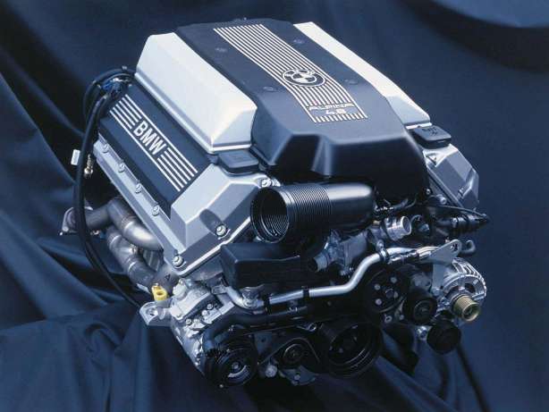 Alpina Roadster V8 4.8 i V8 32V 381 HP