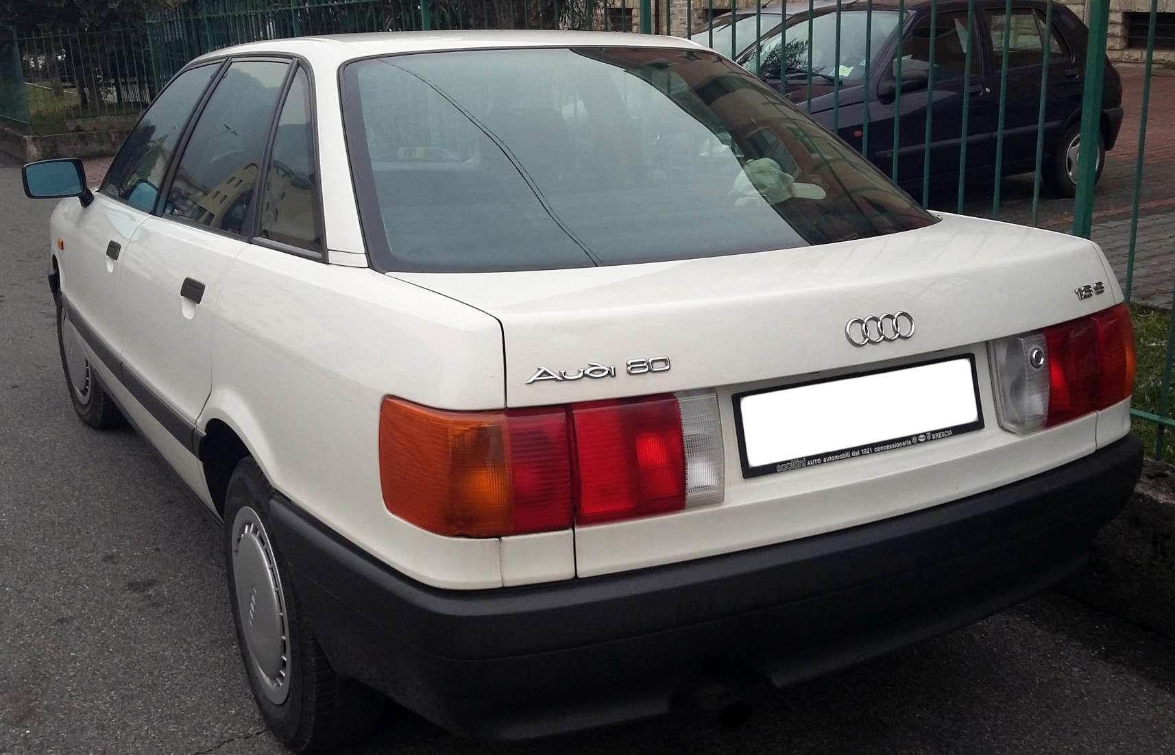 Audi 80 III (81,85) 1.6 81 75 HP