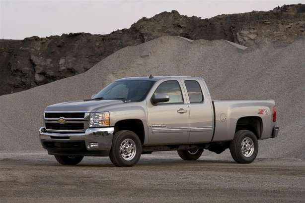 Chevrolet Silverado II (GMT900) Pickup Cab 5.3 AT (315 HP) 4WD