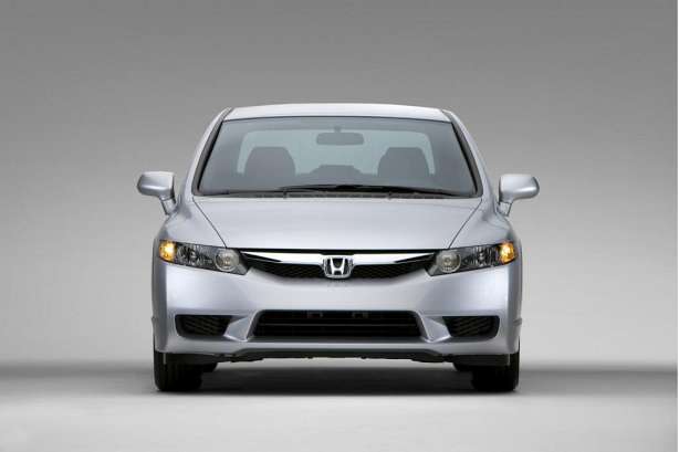 Honda Civic Coupe VIII 1.8i (140 Hp)
