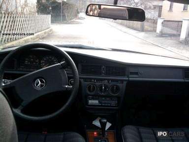 Mercedes-Benz 190 (W201) 2.5 D 94 HP