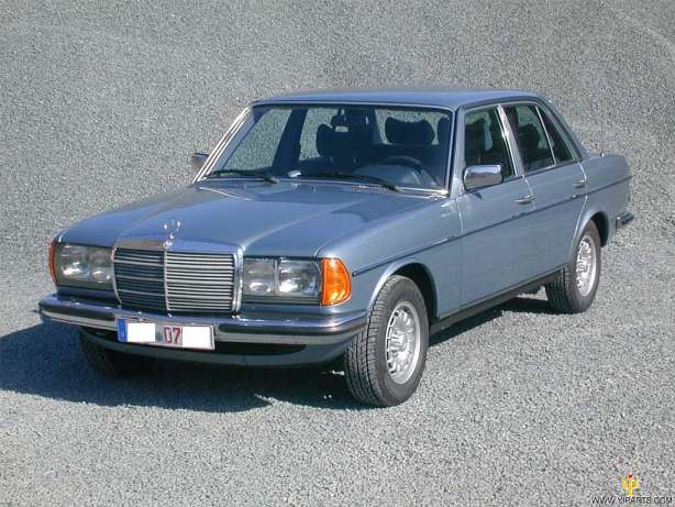 Mercedes-Benz 200 (W123) 200 (101Hp)