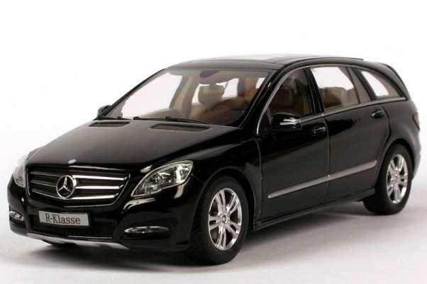 Mercedes-Benz R-klasse (W251) Facelift 350 Trio.0d AT (265 HP) 4WD Lang