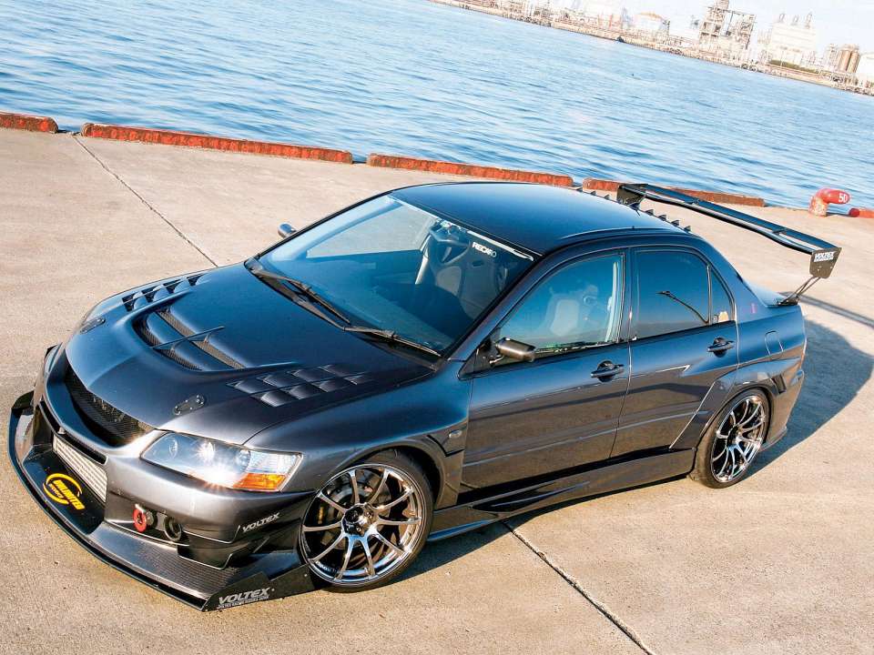 Mitsubishi Lancer Evolution VIII 2.0 i 16V Turbo 265 HP evo