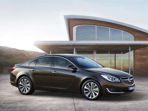 Opel Insignia Hatchback Facelift 2.0 AT (249 HP) 4WD