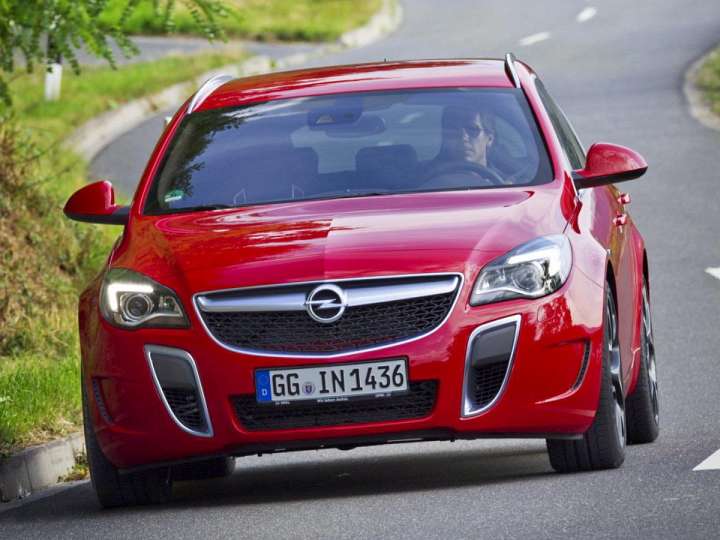 Opel Insignia Sports Tourer 2.8 V6 Turbo 260 HP 4×4