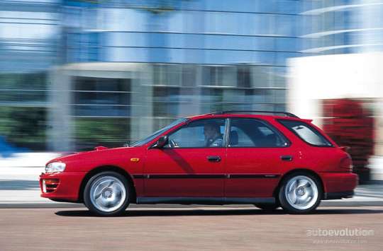Subaru Impreza Station Wagon I (GF) 2.0 Turbo GT 4WD 218 HP