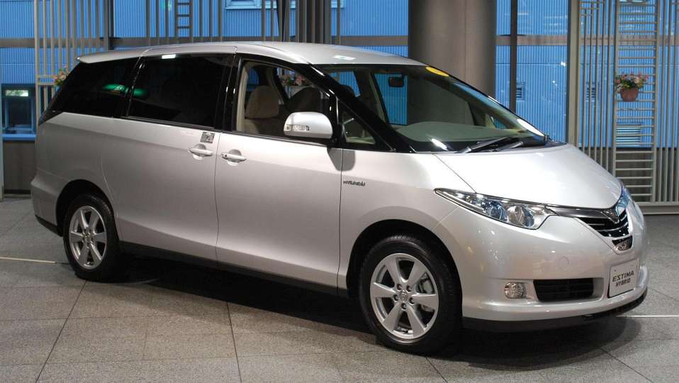 Toyota Estima Two.2DT (105Hp)
