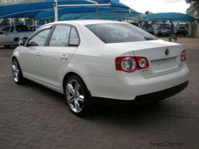 Volkswagen Jetta I 1.6L (85Hp)